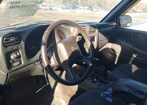 2000 GMC Jimmy Sle z USA, uszkodzony, nr VIN 1GKDT13W4Y2359595